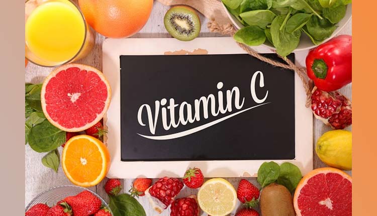 ۱۰ نشانهی مهم کمبود ویتامین C در بدن
