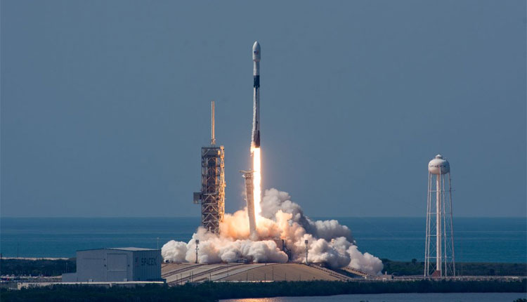 SpaceX؛ رویای سفر با کشتیهای فضایی را به واقعیت بدل خواهد کرد