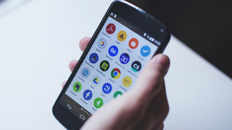 وقت آن رسیده که گوشی اندروید خود را ارتقاء دهید؛ از سال 2021 با اندروید قدیمی وب سایتی باز نمیشود!